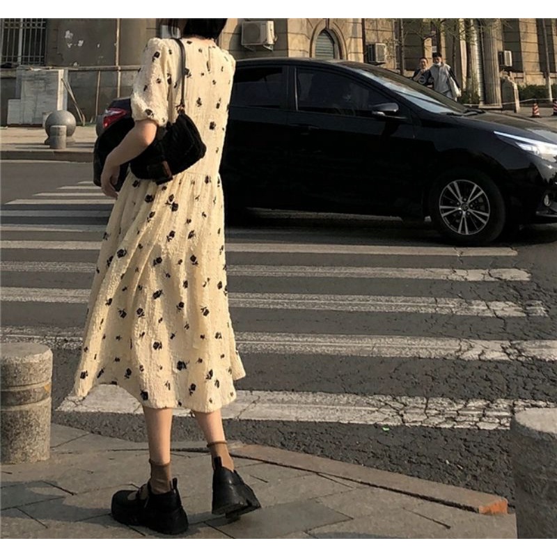 VÁY BABYDOLL HOA NHÍ TAY PHỒNG / ĐẦM DÁNG SUÔNG MÀU BE VINTAGE