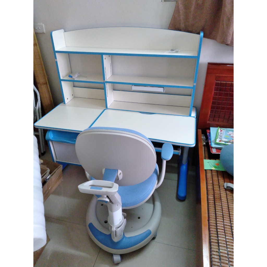Bàn Học Thông Minh Chống Gù Chống Cận DISNEY 1205 (cốt gỗ tự nhiên) phù hợp 4-18 tuổi | BigBuy360 - bigbuy360.vn