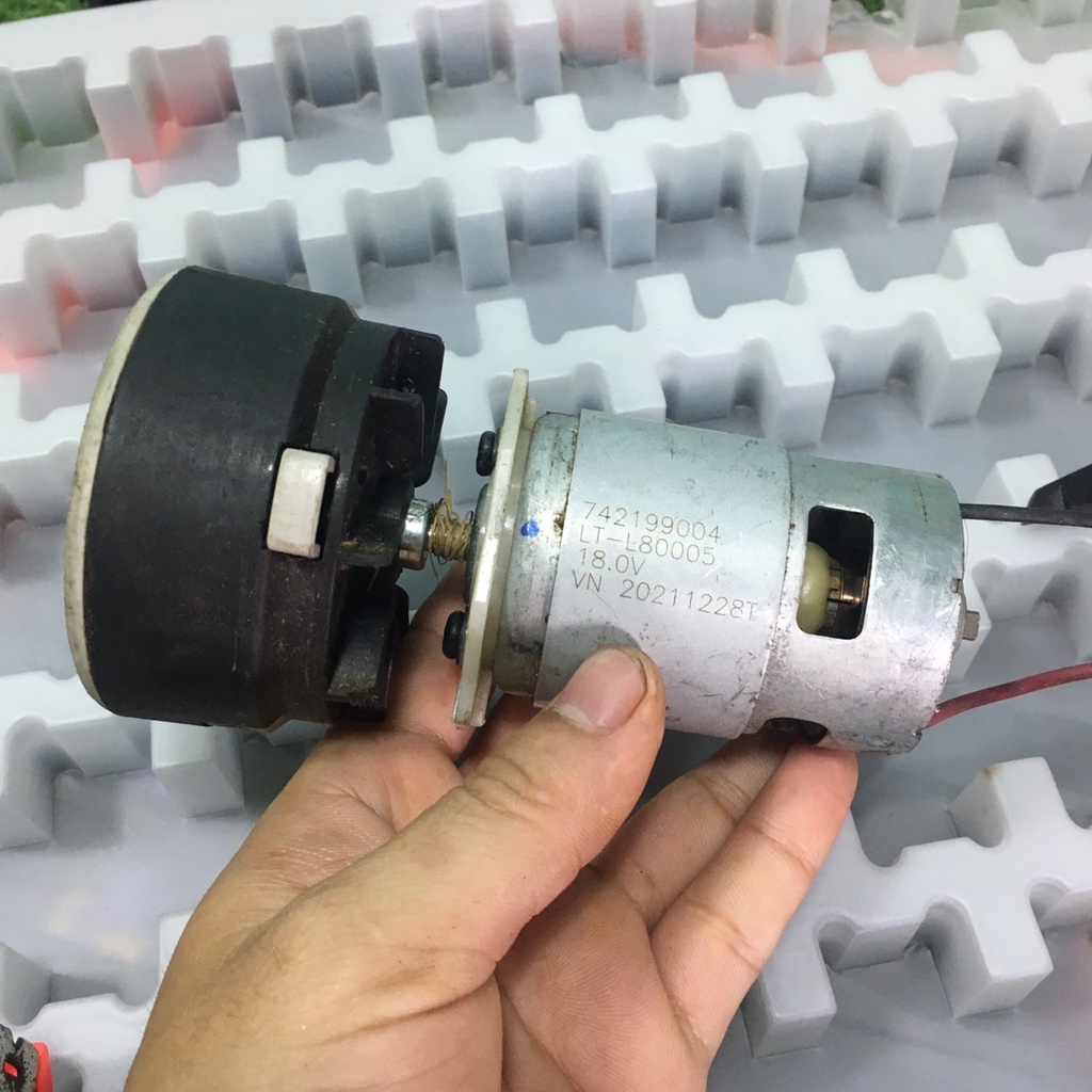 Motor 895 máy cắt cỏ tháo máy