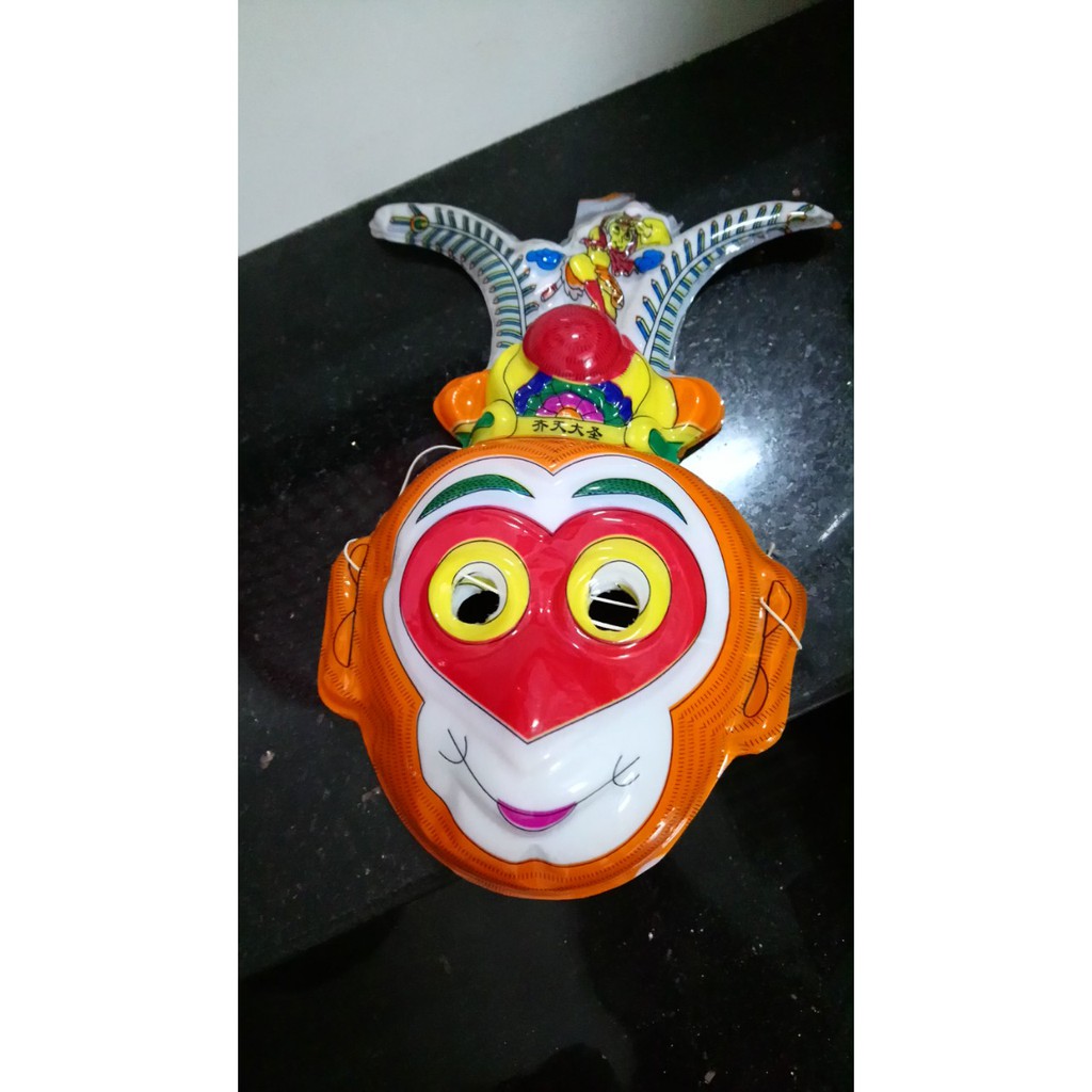 Combo 9 mặt na. 9 mẫu như hình. Hàng luôn có sẵn nhe các bạn. Mẫu nào cũng rất đẹp lun. Giá 79k/9 cái.