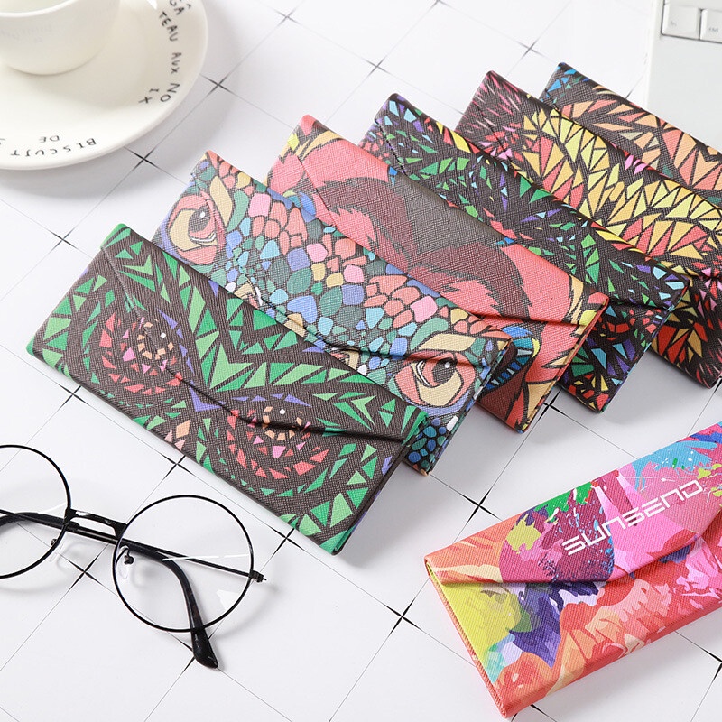 Hộp Đựng Mắt Kính Hình Tam Giác Gập Lại Được Dành Cho Nam Và Nữ Ốp