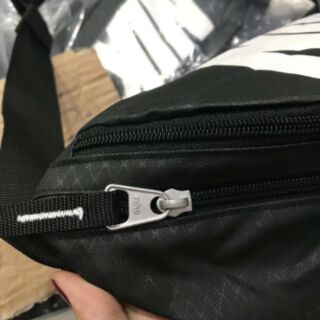 Túi bao tử Nike