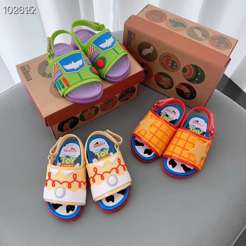 Sandal nhựa dẻo thơm Melissa cho bé trai