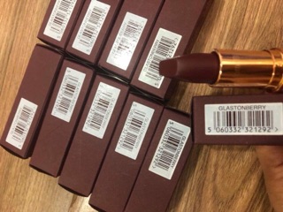 Son Charlotte Tilbury Glastonberry