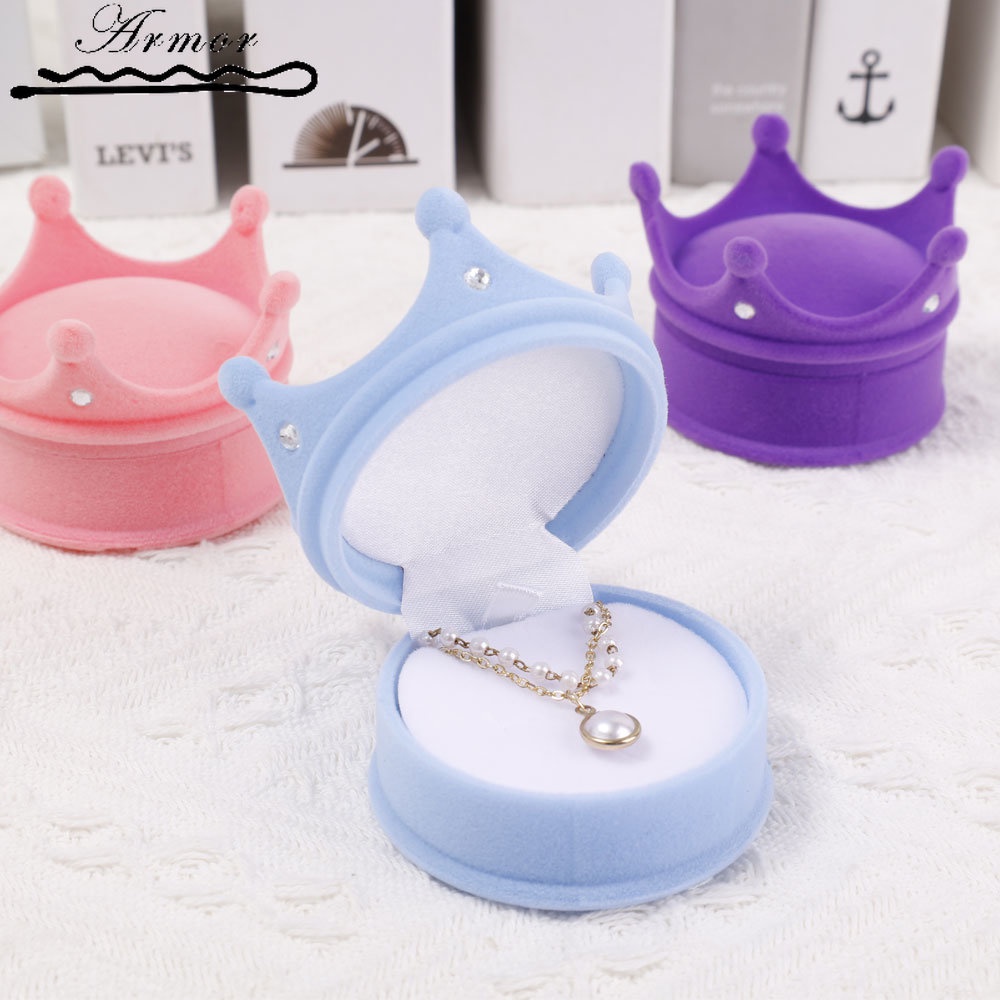 1 Hộp Đựng Nhẫn Hình Vương Miện / Sao Biển / Vỏ Sò Vải Nhung Dễ Thương Dùng Làm Quà Tặng