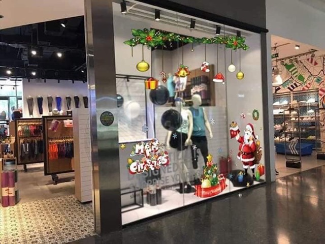 Decal trang trí noel dán cửa kính