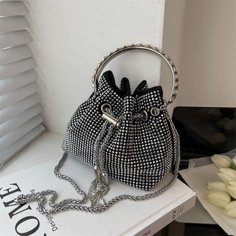 Túi Đeo Chéo Phối Tua Rua Đính Đá Phong Cách Pháp Thiết Kế Mới 2022