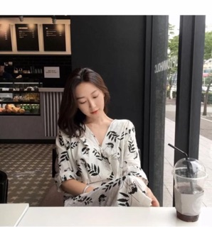Váy Hàn Quốc cổ V
