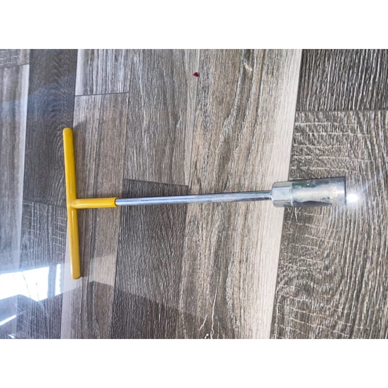 Sản phẩm gia đình làm: combo 10 Tê 14mm vặn ốc