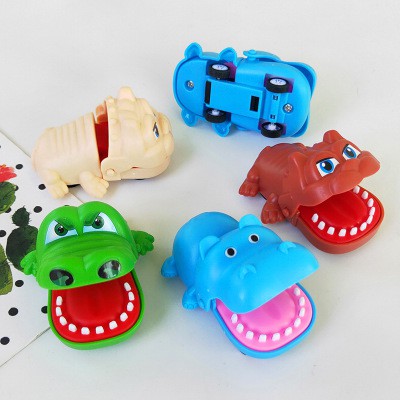 Bộ 6 đồ chơi mô hình oto, cá sấu mini rất dễ thương cho các bé