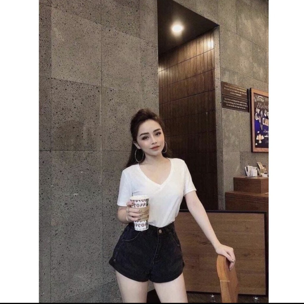 Áo cottong giấy cổ tim chất liệu cottong giấy mền mịn mượt dẻo dai thoáng mát các bạn từ 40kg dến 65kg