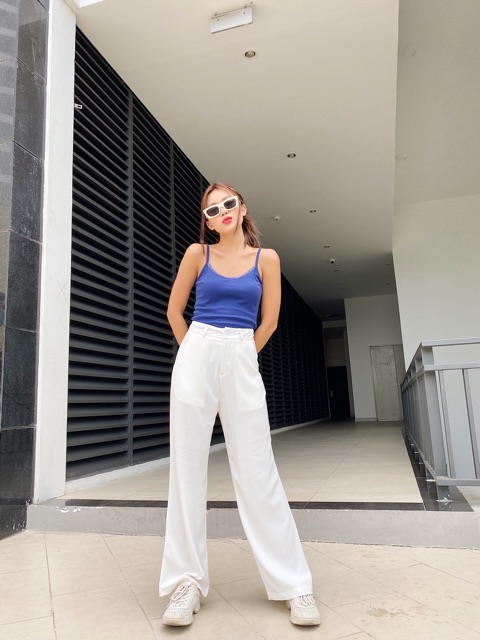 Áo croptop viền ren