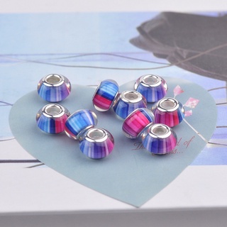 Charm pha lê sắc màu