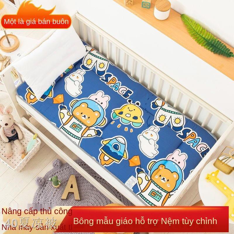 VNệm trẻ em bằng bông tinh khiết dày dặn Bộ đồ giường mẫu giáo , em, chăn ngủ trưa cho bé, có thể gấp lại giặt được máy