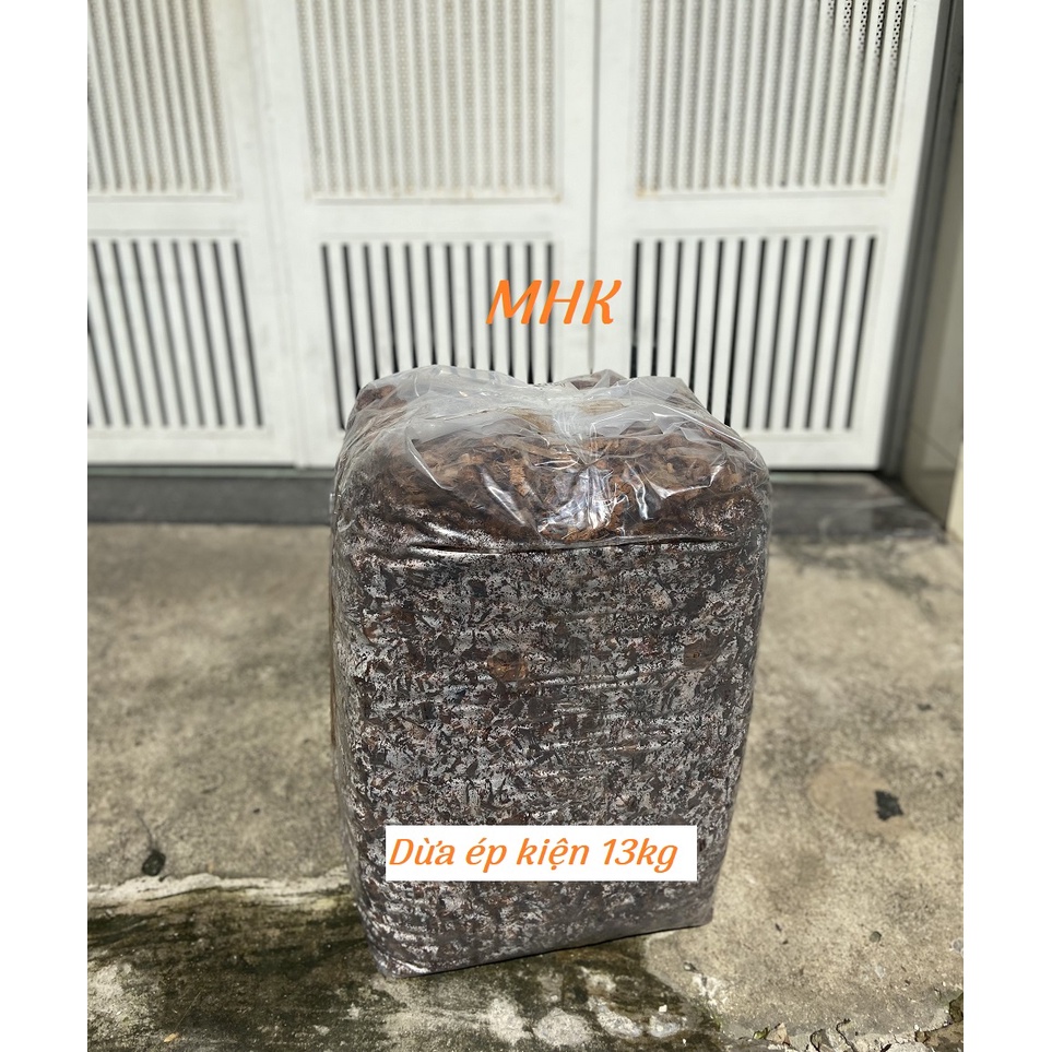Dừa cắt , dừa cục ép kiện nguyên kiện 13kg (Đã qua xử lí) !