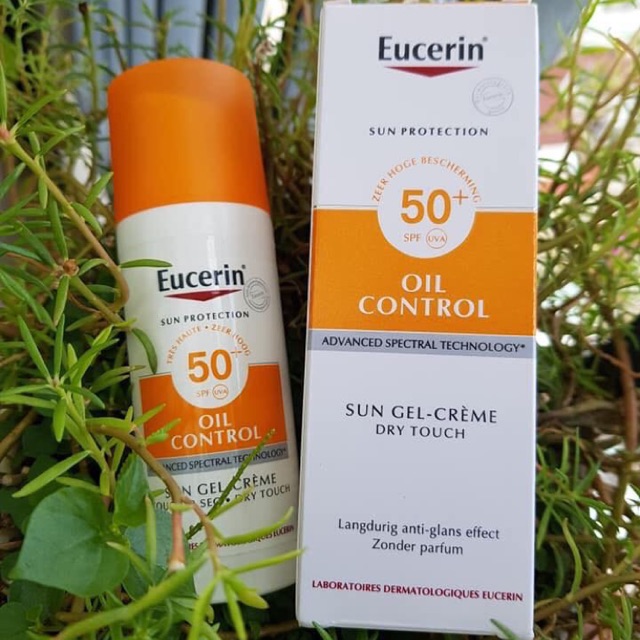 Kem chống nắng Eucerin Oil Control SPF50