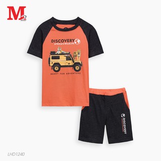Bộ bé trai quần đùi và áo thun cộc tay in hình ô tô Discovery LHD1240 Thời trang M2