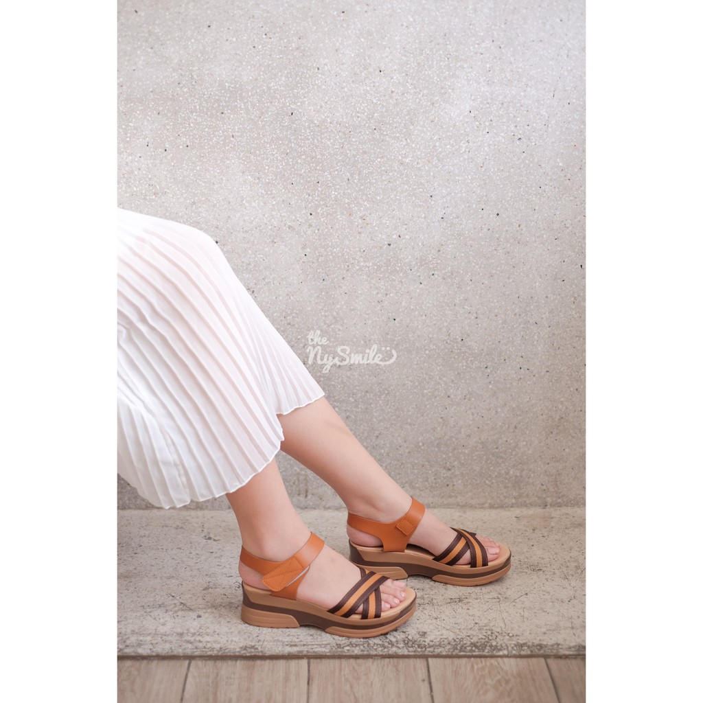 Giày sandal bánh mì chéo X cao 3cm - THENYSMILE - Xona