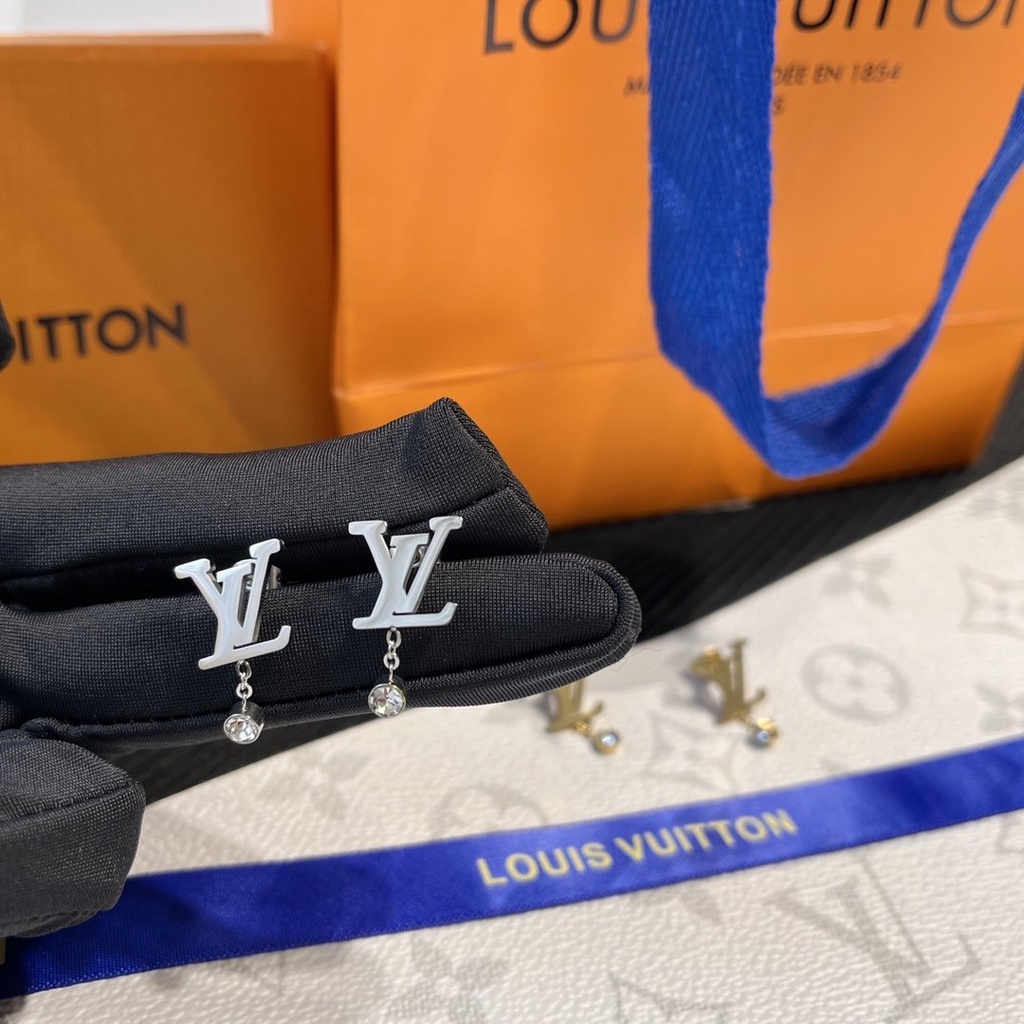 LOUIS VUITTON Khuyên Tai Tròn Bằng Thép Titan In Logo LV Thời Trang
