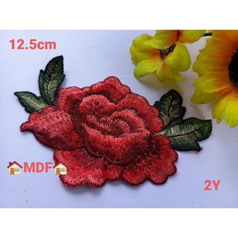 set 2 hoa hồng thêu mẫu mới
