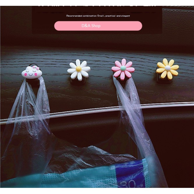 Set 2 móc treo đồ đa năng trong ô tô dạng dính gắn hoa sắc màu - D&A Shop.