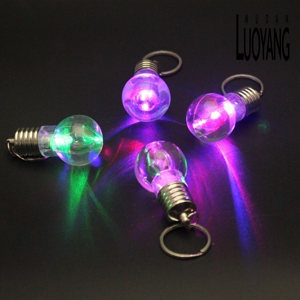 Móc Khóa Đèn Pin LED Thay Đổi Màu Sắc Mini