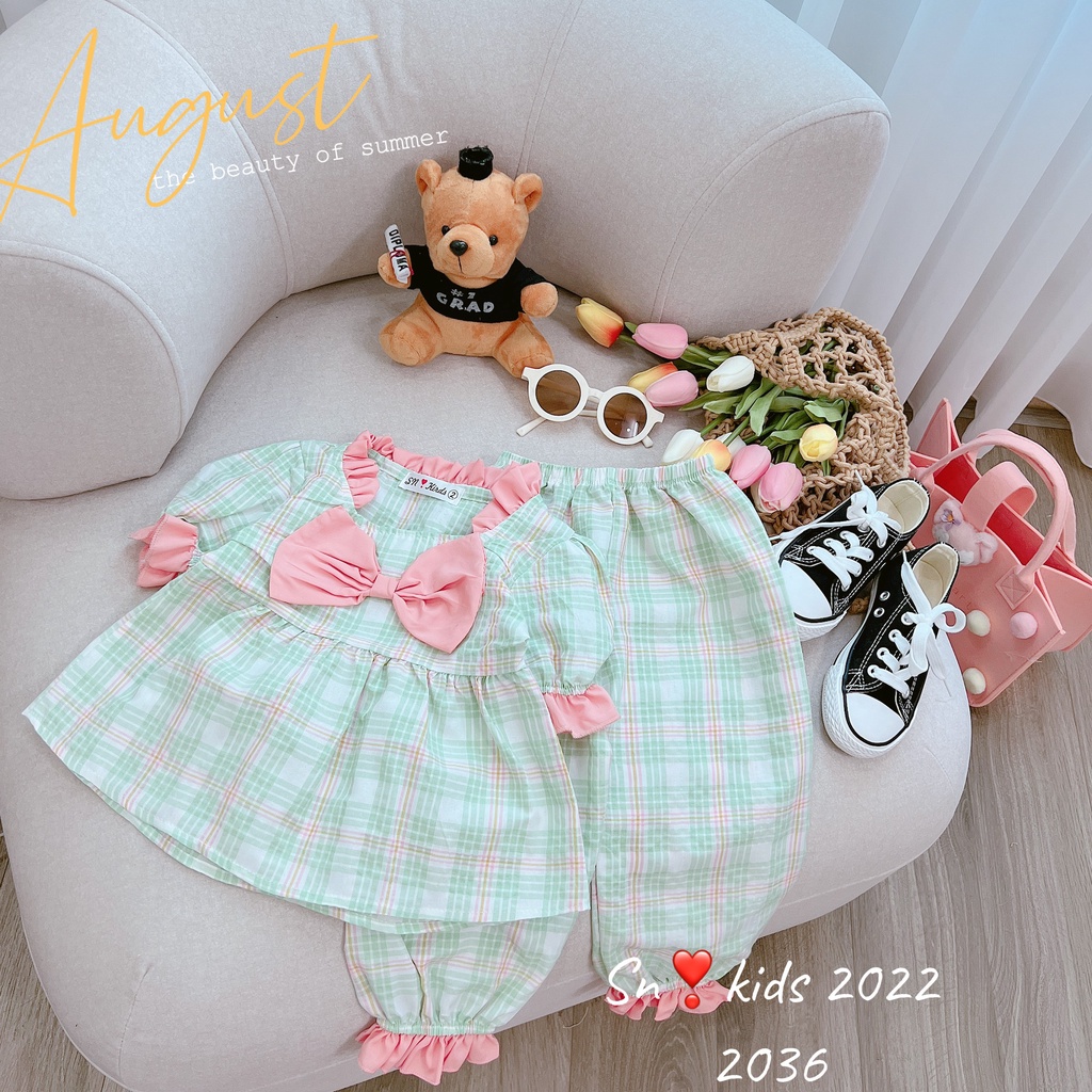 Bộ quần áo bé gái đính nơ trước ngực dài tay bo gấu từ 8-20kg