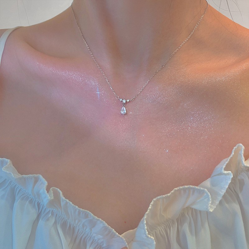 Vòng Cổ Choker Đính Đá Hình Giọt Nước Màu Bạc Thanh Lịch Cho Nữ