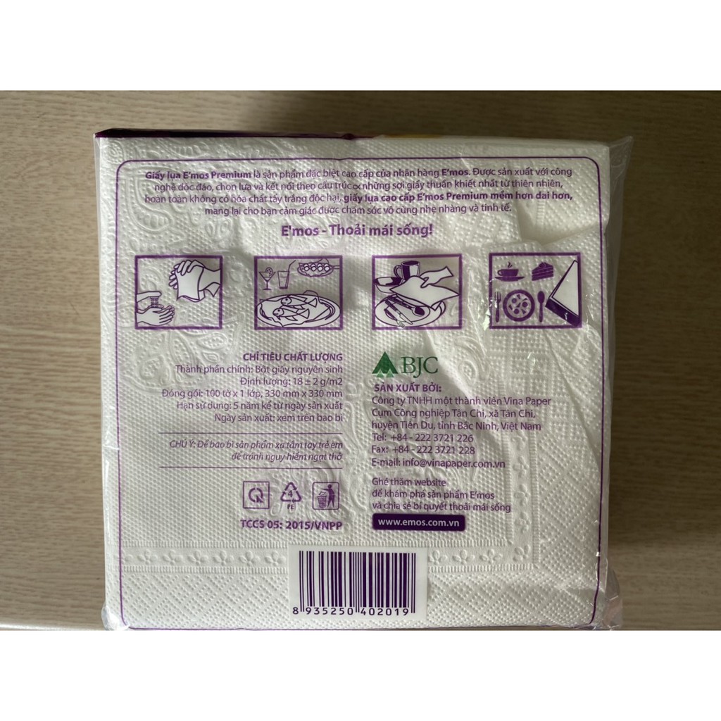KHĂN GIẤY ĂN CAO CẤP EMOS 100 TỜ