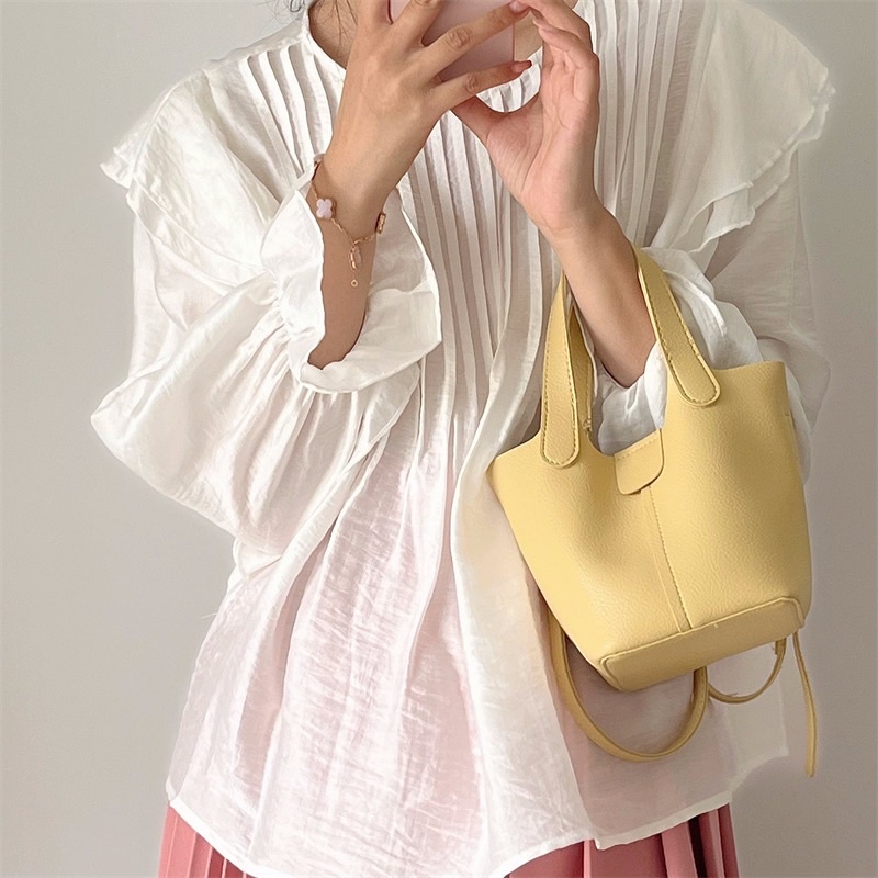 Urihouse - Túi đeo chéo, cầm tay vintage màu vàng form mềm kèm túi nhỏ bên trong