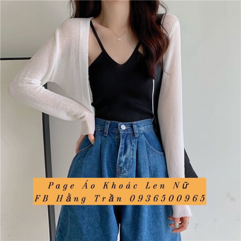 Áo khoác len lửng mỏng tay dài bo eo.