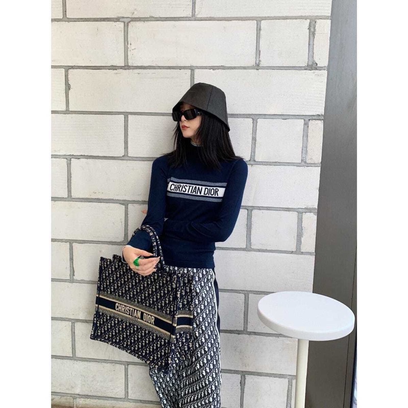 Áo Len Tăm Body Dior Cổ 3 Phân