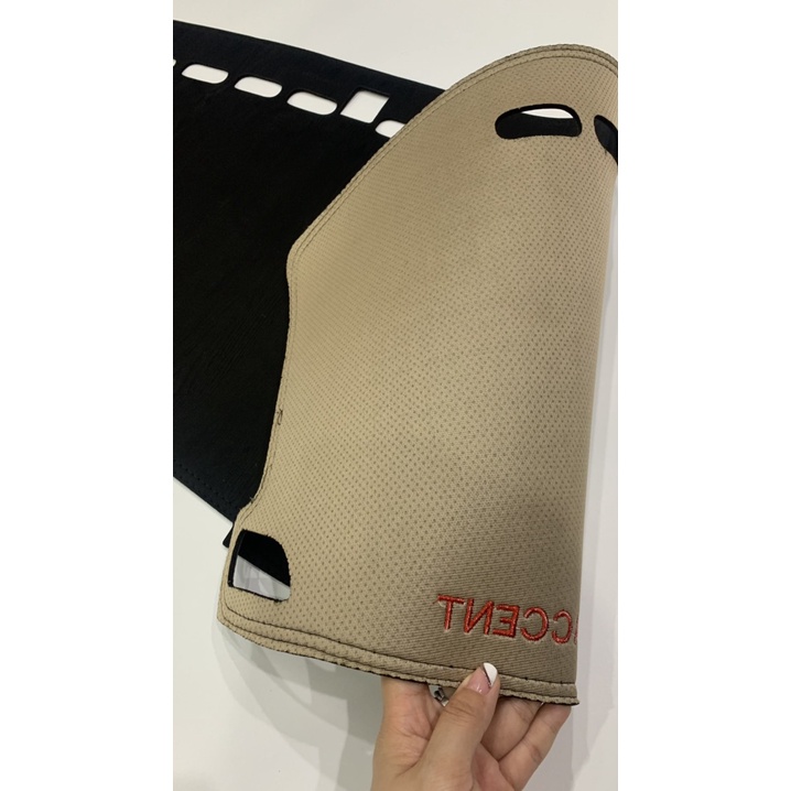 Thảm Taplo ô tô chất liệu da Vân Gỗ đen nâu cao cấp hàng dày may thiết kế theo xe