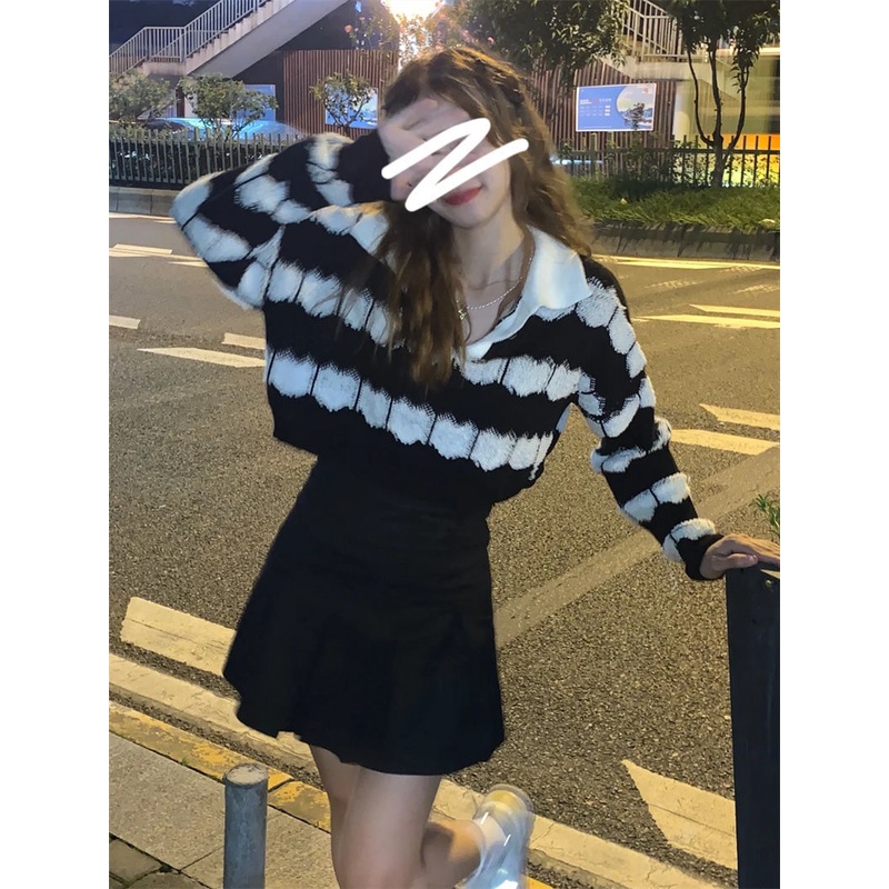 Áo Croptop Dệt Kim Họa Tiết Kẻ Sọc Màu Tương Phản Thời Trang Xuân Thu 2022 Phong Cách Hàn Quốc Cho Nữ