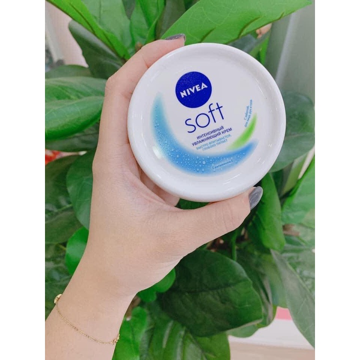 KEM DƯỠNG ẨM CHO DA MẶT VÀ TOÀN THÂN NIVEA SOFT - 200ml