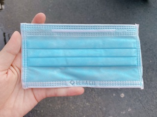 Khẩu trang y tế LeHaCo