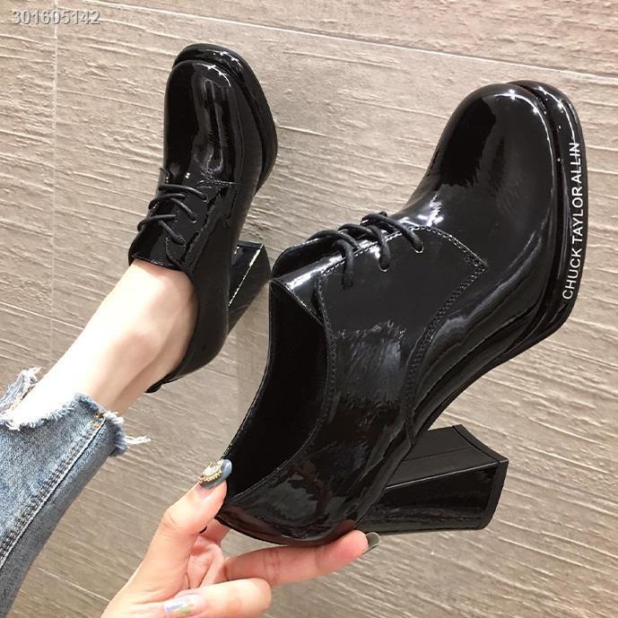 Giày Cao Gót Da Mềm Mũi Tròn Phối Khóa Cài Thời Trang Thu Đông 2020 Cho Nữ