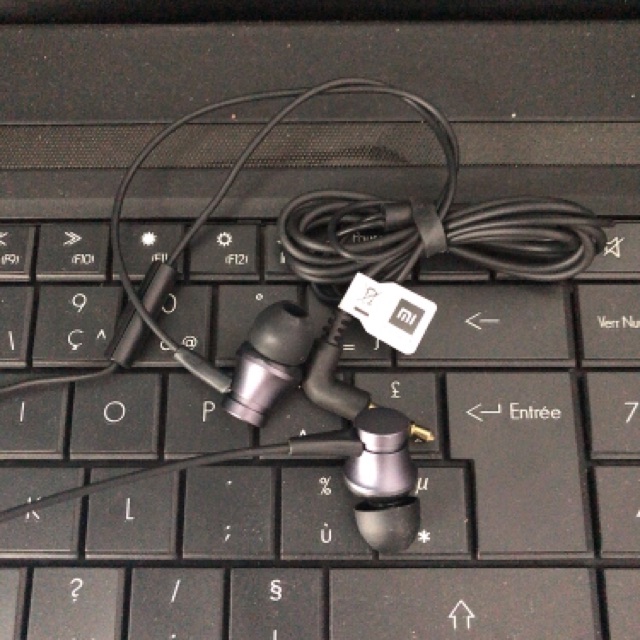 Tai nghe Xiaomi jack 3.5 nghe nhạc cực hay