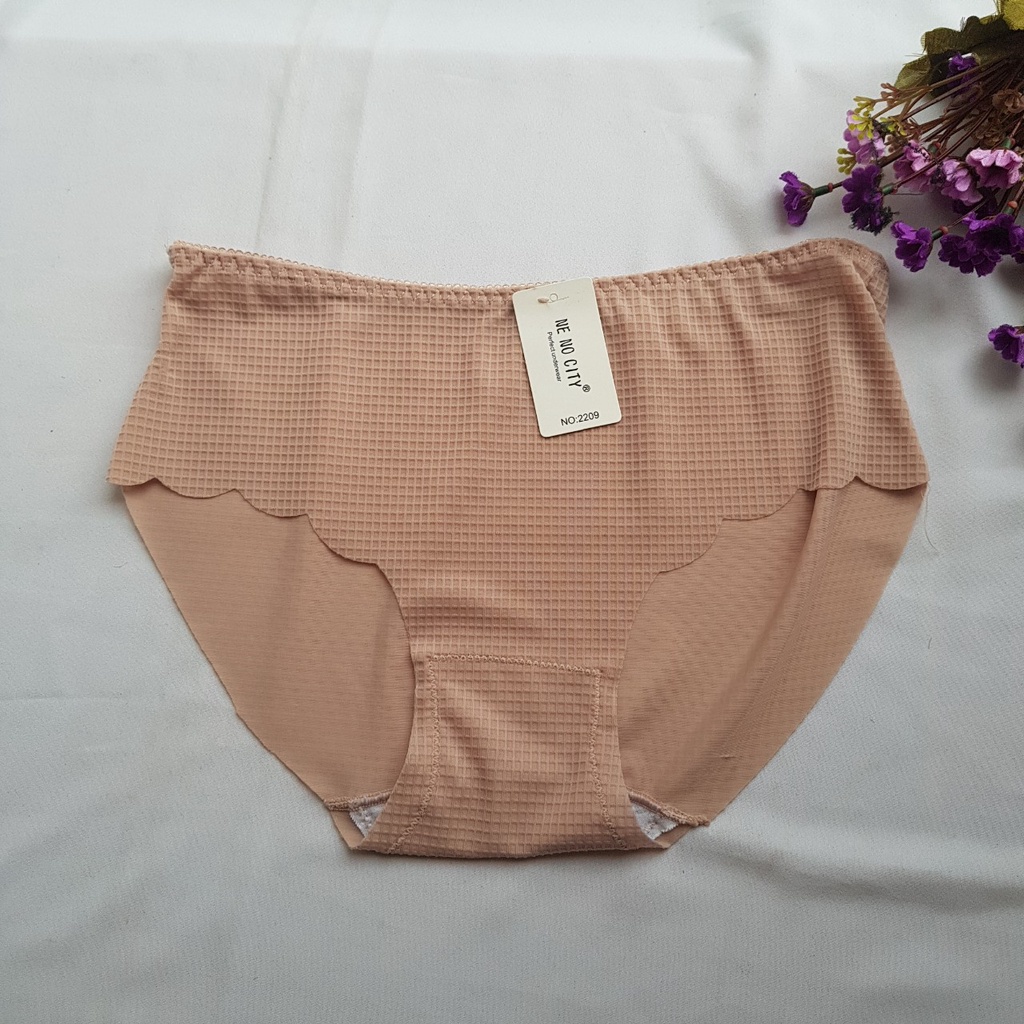 Quần lót nữ dạng đúc