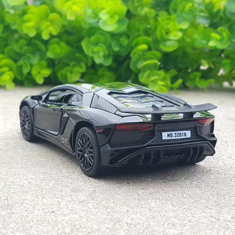 [Mã LIFE0503TOYS1 giảm 10% đơn 150k] MÔ HÌNH XE Ô TÔ Siêu Xe LAMBOR Aventador SV LP750-4 | MINIAUTO tỷ lệ 1:32 Đen