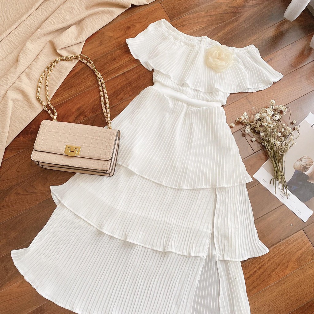 Đầm maxi dập ly đi biển đi tiệc tầng bẹt vai kèm hoa Size S M | BigBuy360 - bigbuy360.vn