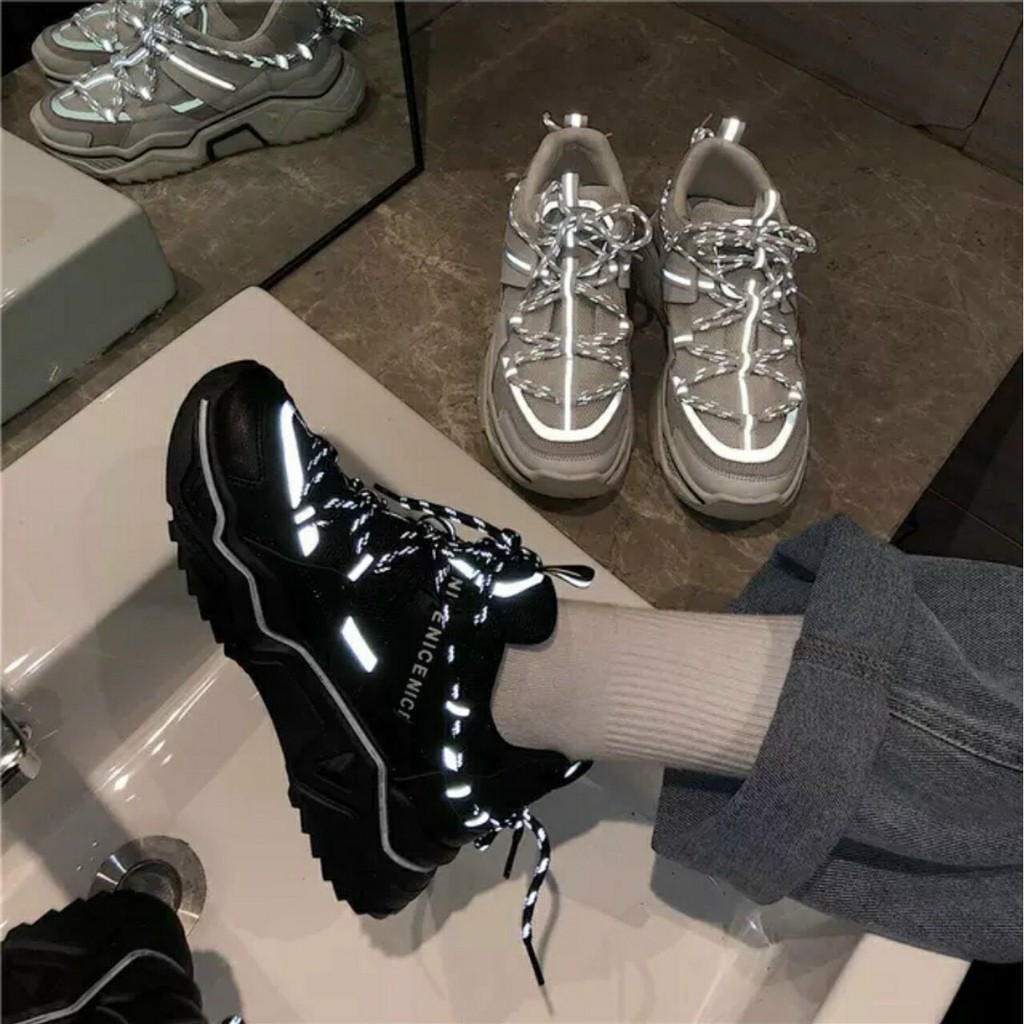 GIÀY THỂ THAO NỮ Ulzzang kiểu dáng sneaker hottrend viền phản quang mã CINE