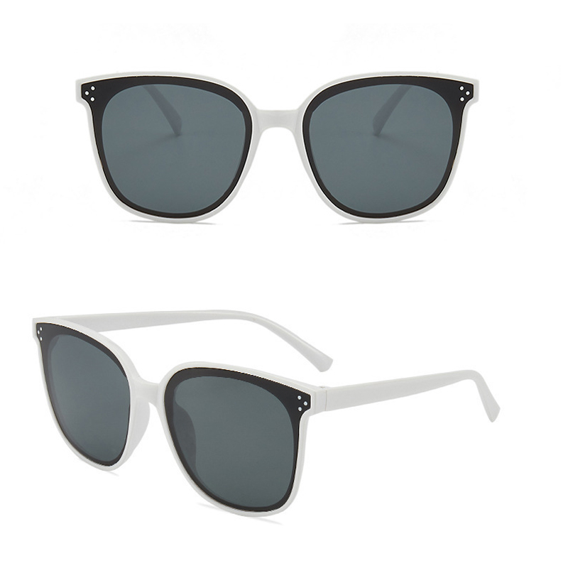 Kính Mát Gọng Vuông Cho Cả Nam Và Nữ