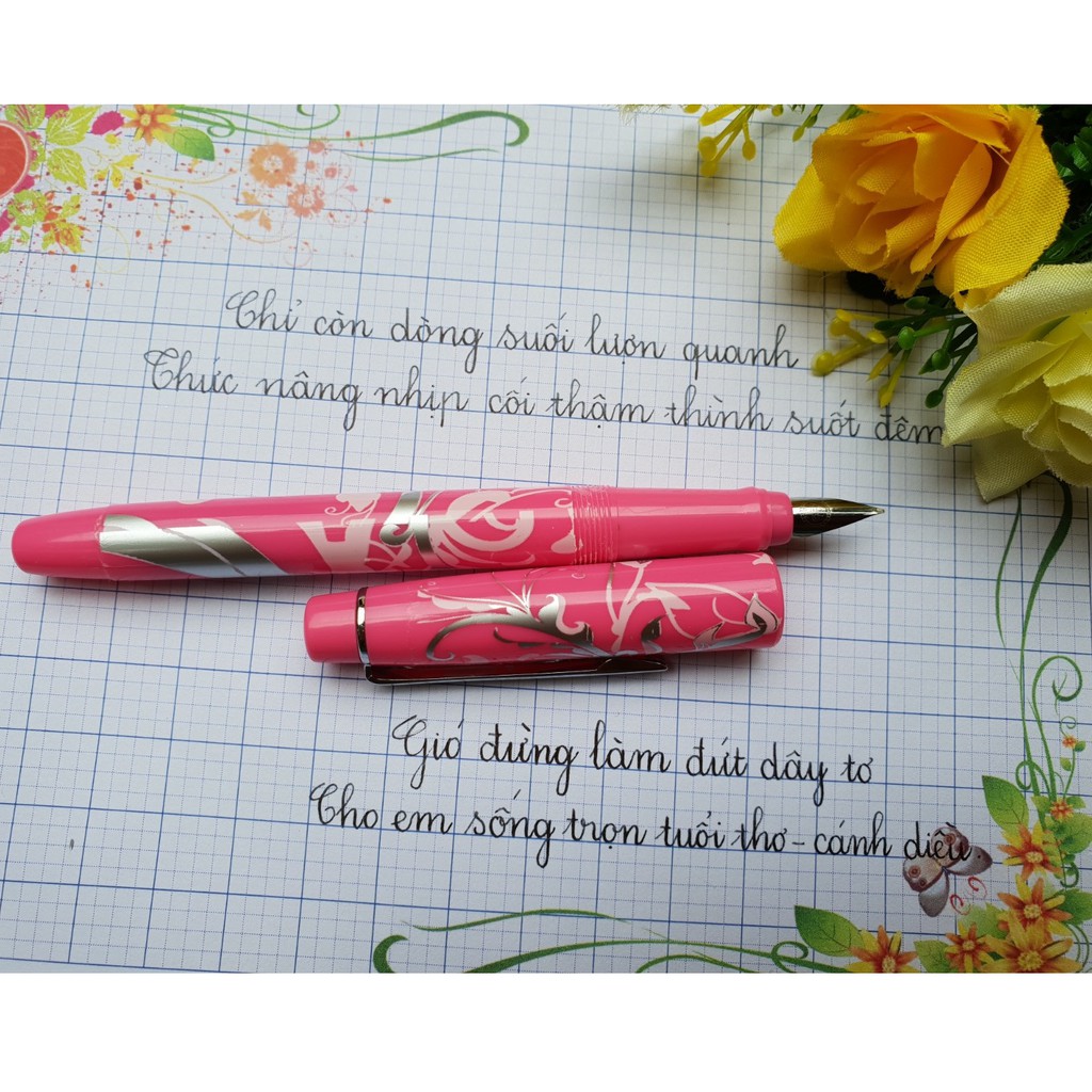 Bút viết chữ đẹp Ấn Độ JOYKO - Bút nhẹ, cầm vừa tay, phù hợp cho học sinh tiểu học (Tặng kèm 2 ngòi mài)