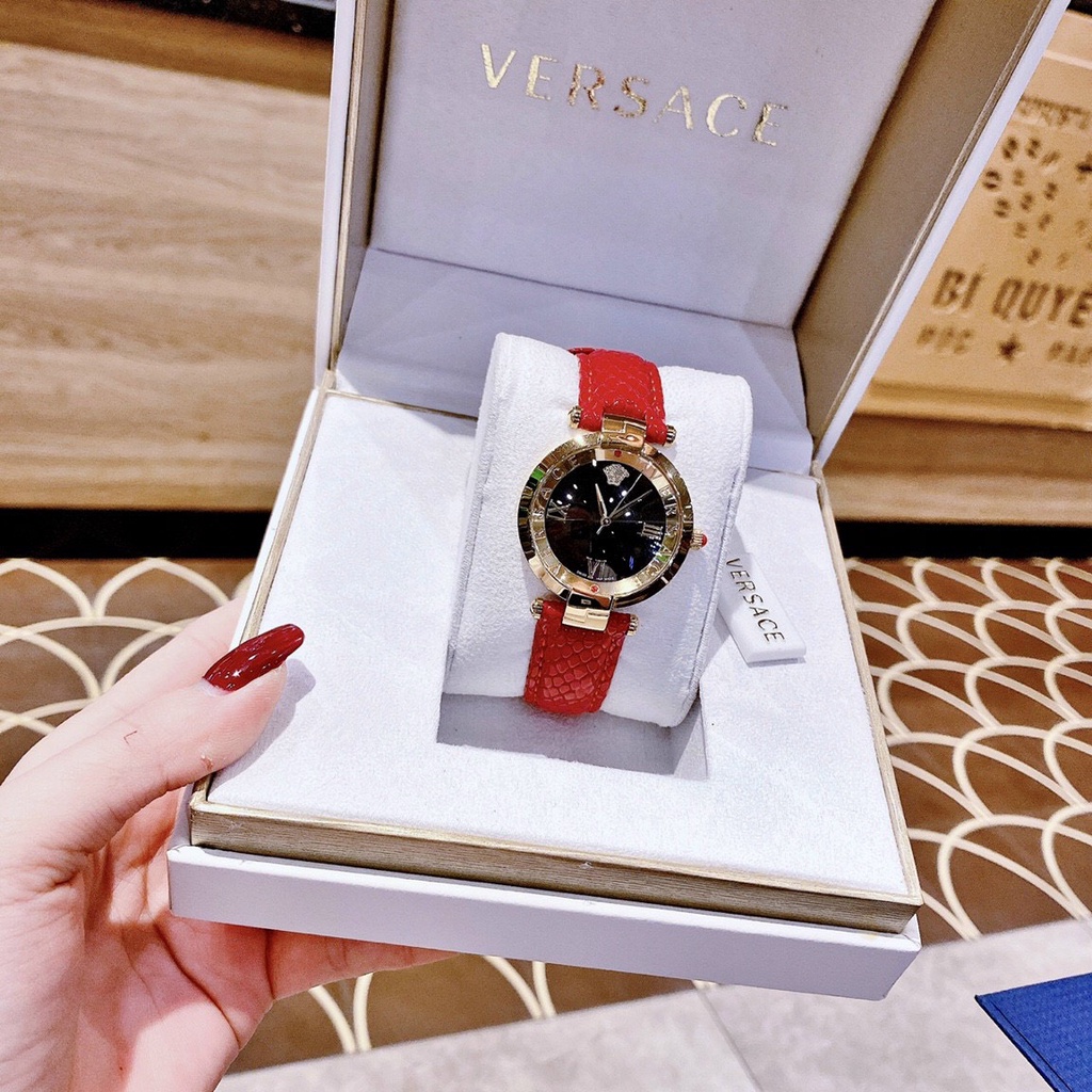 Đồng Hồ Versace Nữ Mã Đẳng Cấp Quý Phái mặt tròn dây da siz 35mm