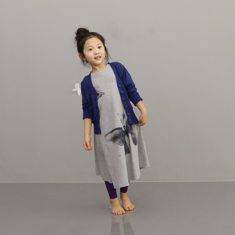 Đầm cotton thời trang tay dài in hình bướm cho trẻ em