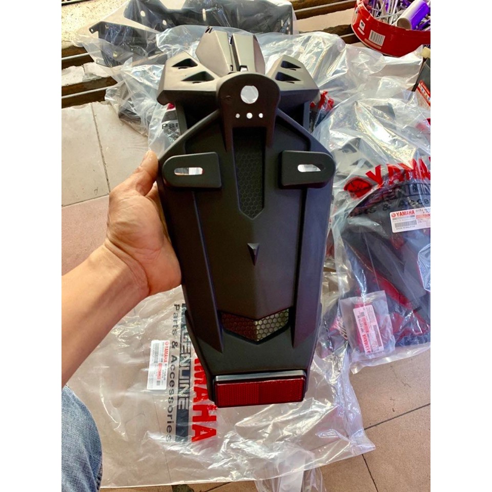 Dè chắn bùn kiêm bắt biển Exciter