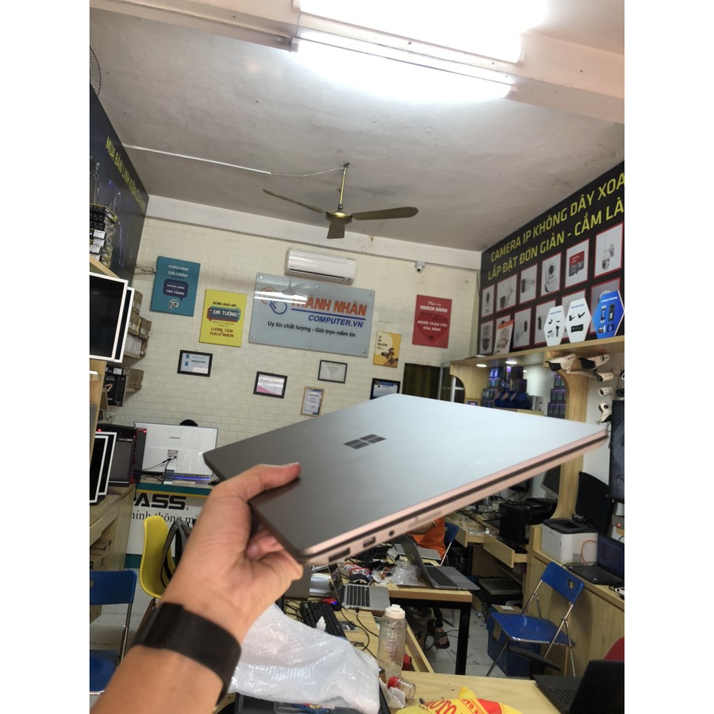Sunface Laptop 1 Core i7 7660 Ram 8GB SSD 256GB 13.5 | BigBuy360 - bigbuy360.vn
