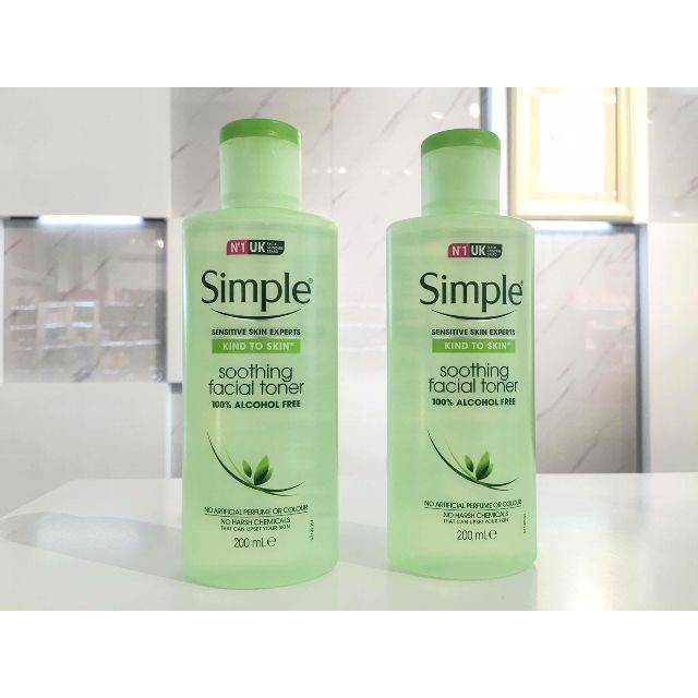 Nước hoa hồng Simple Kind To Skin Soothing Facial Toner