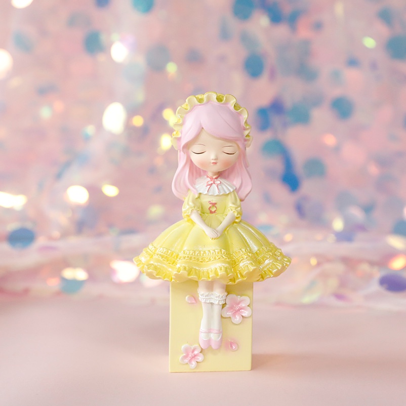Búp bê trang trí  tượng em bé gái mẫu mới dễ thương